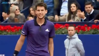 Νέος «βασιλιάς» της Βαρκελώνης ο Τιμ – Επίδειξη δύναμης απέναντι στον Μεντβέντεφ – ΒΙΝΤΕΟ