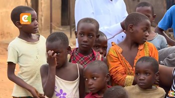 Αυτή είναι η πιο γόνιμη γυναίκα του κόσμου – Στα 39 της χρόνια έχει γεννήσει 44 παιδιά – BINTEO