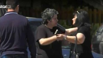 Συγκλονίζει η σύζυγος του άτυχου εικονολήπτη: Παρακαλούσα να είναι ζωντανός – ΒΙΝΤΕΟ