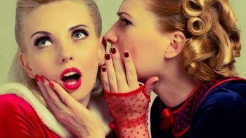 Σε ποια χώρα το κουτσομπολιό τιμωρείται με πρόστιμο