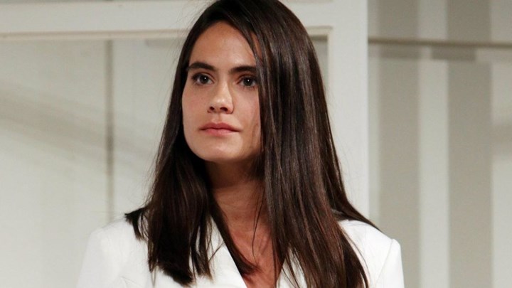 Η Νταλάρα στο «Χάρολντ και Μοντ» που ανεβάζει ο Χατζάκης στον Νέο Ακάδημο