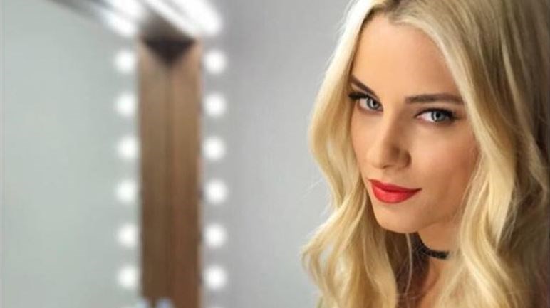 Η τρυφερή ΦΩΤΟ της Δούκισσας Νομικού με τον γιο της