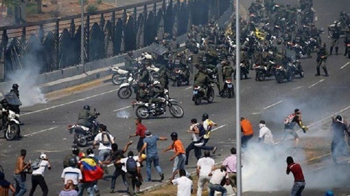 Νέες συγκρούσεις στο Καράκας – ΒΙΝΤΕΟ