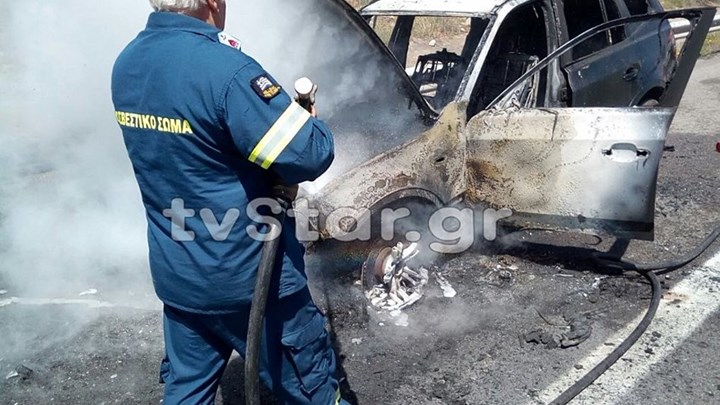 Φωτιά σε Ι.Χ. στην εθνική οδό Αθηνών – Λαμίας – ΦΩΤΟ