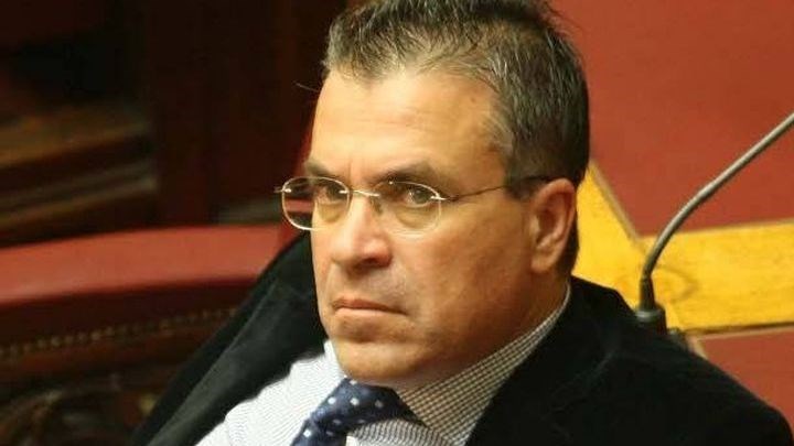 Παραιτείται από τη βουλευτική έδρα ο Αργύρης Ντινόπουλος