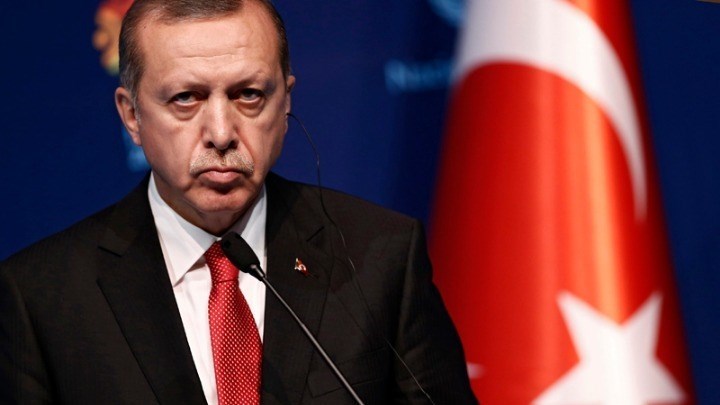 Το… βιολί του ο Ερντογάν: Να ξαναγίνουν οι εκλογές στην Κωνσταντινούπολη