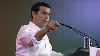 Σκληρή επίθεση Τσίπρα σε Μητσοτάκη: Αποκρουστική η ψηφοθηρική εργαλειοποίηση της αναπηρίας – ΒΙΝΤΕΟ