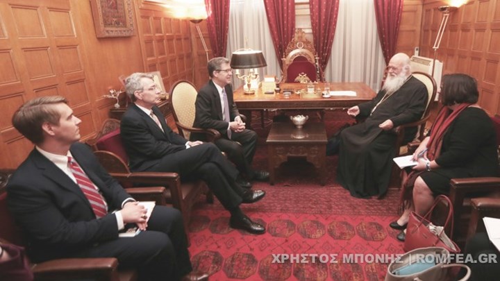 Με τον Αρχιεπίσκοπο Ιερώνυμο συναντήθηκε ο Αμερικανός πρεσβευτής για ζητήματα θρησκευτικών ελευθεριών