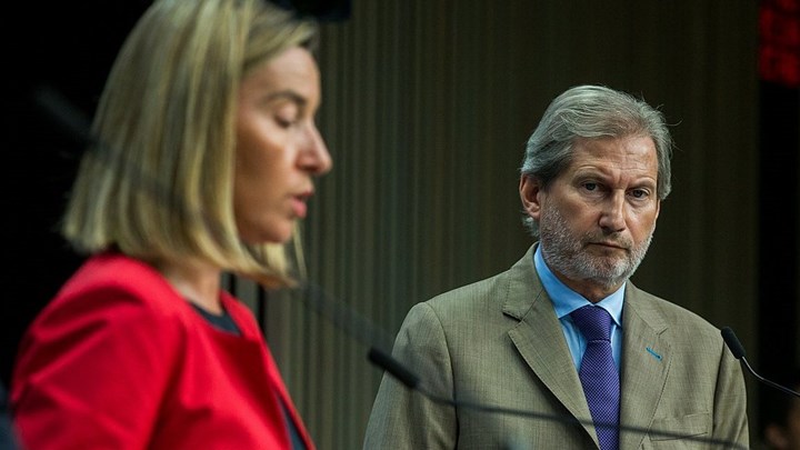 Παρέμβαση Μογκερίνι – Χαν για την απόφαση να επαναληφθούν οι εκλογές στην Κωνσταντινούπολη