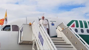 Στα Σκόπια ο Πάπας Φραγκίσκος – ΦΩΤΟ