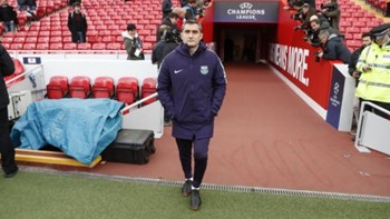 Στον… αέρα το μέλλον του Βαλβέρδε στη Μπαρτσελόνα