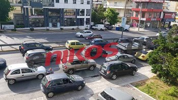 Κυκλοφοριακό κομφούζιο στην Αθήνα – Δείτε ποιοι δρόμοι είναι μποτιλιαρισμένοι