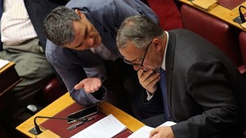 Γιατί ο Τσακαλώτος πρότεινε στον Βορίδη να τον κεράσει τρία ποτήρια ουίσκι –  ΒΙΝΤΕΟ