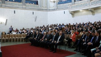 Πανελλαδικές: Τι συμβουλεύουν τους μαθητές οι περσινοί αριστούχοι