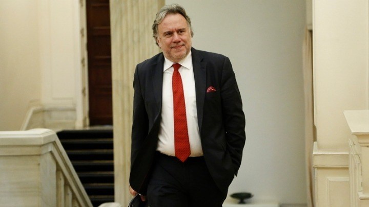 Στη Βόρεια Μακεδονία ο Κατρούγκαλος για την ορκωμοσία του νέου προέδρου