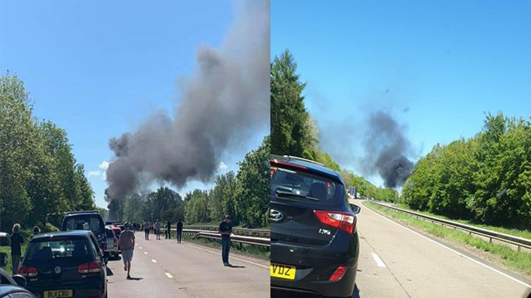 Αεροσκάφος συνετρίβη σε αυτοκινητόδρομο όταν μπλέχτηκε σε καλώδια ρεύματος – ΦΩΤΟ – ΒΙΝΤΕΟ