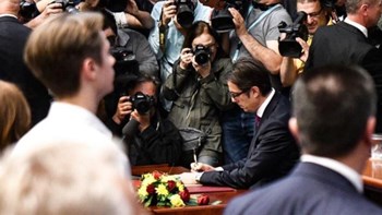 Πρόεδρος της Βόρειας Μακεδονίας ορκίστηκε ο Πεντάροφσκι – ΦΩΤΟ