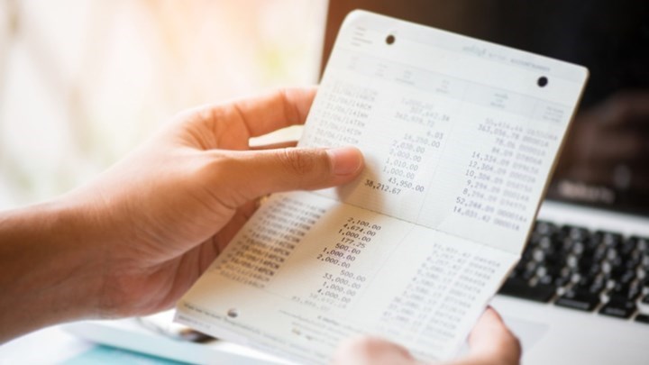 “Βρέχει” πληρωμές πριν από τις κάλπες – Αναλυτικά τι και πότε θα καταβληθεί