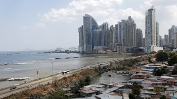 Τουλάχιστον πέντε τραυματίες από τον ισχυρό σεισμό που έπληξε την Κυριακή τον Παναμά