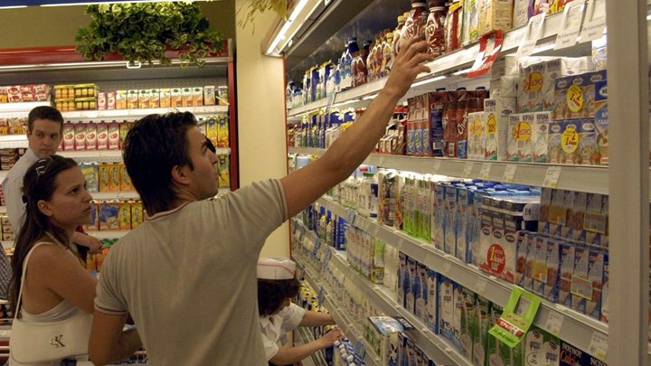 Κατατέθηκε η τροπολογία για τη μείωση του ΦΠΑ – Από πότε θα ισχύσει