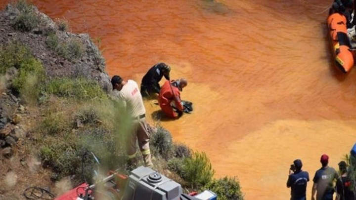 Ατάραχος εμφανίστηκε ο 35χρονος “Ορέστης” στο Δικαστήριο – Παραμένει υπό κράτηση