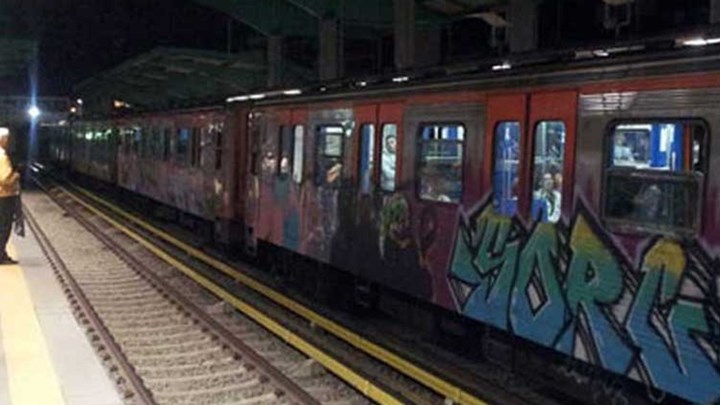 Πρόβλημα στα δρομολόγια του ΗΣΑΠ – Εισβολή αγνώστων στις γραμμές μεταξύ Φαλήρου και Πειραιά