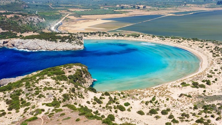 Ποιες είναι οι πέντε ελληνικές παραλίες στη λίστα του Guardian με τις 40 καλύτερες στην Ευρώπη
