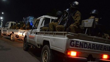 Θηριωδία στην Μπουρκίνα Φάσο – Ένοπλοι σκότωσαν τέσσερις καθολικούς και κατέστρεψαν άγαλμα της Παρθένου Μαρίας