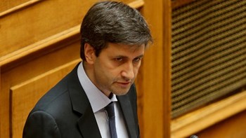 Η απάντηση Χουλιαράκη στον Στουρνάρα: Προβλέπεται πρωτογενές πλεόνασμα 4,1% για το 2019