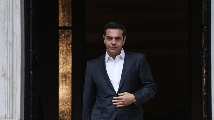 Στο Μέγαρο Μαξίμου οι καθαρίστριες των σχολείων