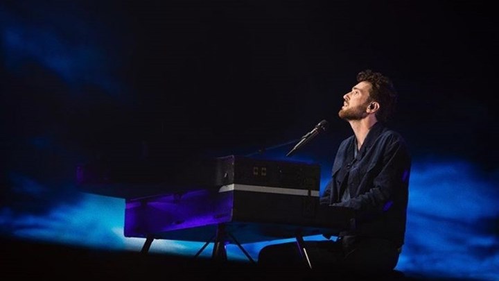 “Μάγεψε” το κοινό το φαβορί της φετινής Eurovision – ΒΙΝΤΕΟ