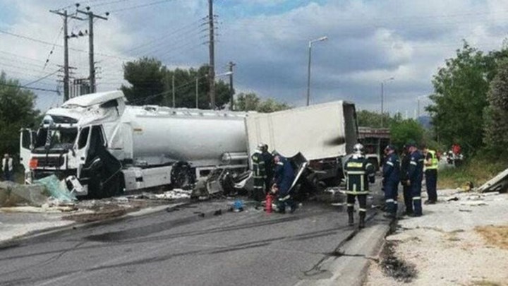 Δύο νεκροί και ένας σοβαρά τραυματίας στο τροχαίο στη λεωφόρο Κορωπίου – Μαρκοπούλου – BINTEO