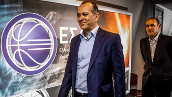 Έστειλε εξώδικο στον ΕΣΑΚΕ ο Ολυμπιακός, ζητά αναβολή των πλέι οφ και παραίτηση Γαλατσόπουλου