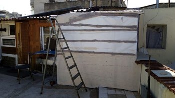 Εφιάλτης για 11 Πακιστανούς στη Θεσσαλονίκη – Τους κρατούσαν παρά τη θέληση τους σε δώμα – ΦΩΤΟ