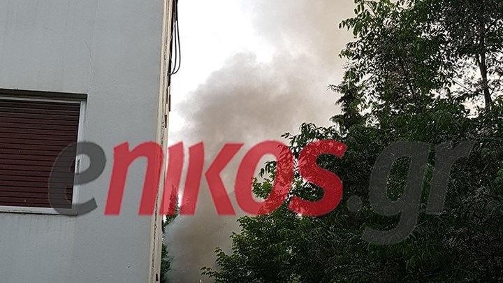 Φωτιά σε αποθήκη πολυκατοικίας στο Μαρούσι – ΤΩΡΑ – ΦΩΤΟ αναγνώστη