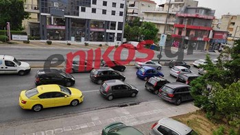 Κυκλοφοριακό κομφούζιο στην Αθήνα – Δείτε ποιοι δρόμοι είναι μποτιλιαρισμένοι