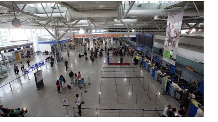 Μεγάλη αύξηση της επιβατικής κίνησης στα ελληνικά αεροδρόμια το πρώτο τετράμηνο