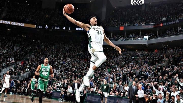 Στην καλύτερη πεντάδα του NBA ο Γιάννης Αντετοκούνμπο – ΦΩΤΟ