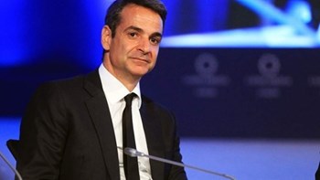 Τι απάντησε ο Μητσοτάκης στον Τσίπρα για το “Paint it Black”