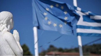 Έρευνα της MRB: Το 60% των Ελλήνων πιστεύει πως η Ε.Ε. είναι προς τη λάθος κατεύθυνση – Ποιος ωφελήθηκε από τη σχέση ΕΕ-Ελλάδας