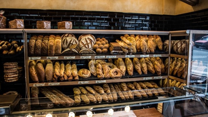 Νέα κλαδική σύμβαση εργασίας για τους εργαζόμενους στα αρτοποιεία – Τι προβλέπει