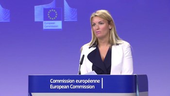 Κομισιόν: Η παραίτηση Μέι δεν επηρεάζει τις αποφάσεις των “27” για το Brexit