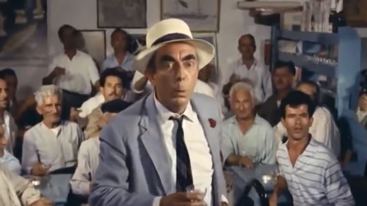 Οι εκλογές στον ελληνικό κινηματογράφο: Από τον Μαυρογιαλούρο και τον Καλοχαιρέτα στον Γκόρτσο και τον Μαντά – ΒΙΝΤΕΟ