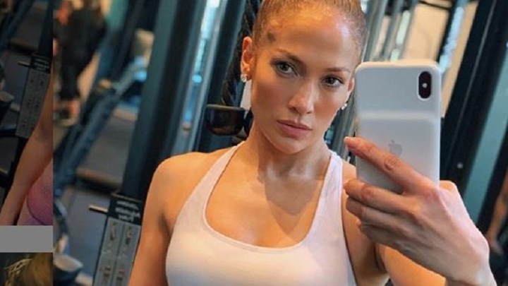 H JLo γυμνάζεται και προκαλεί εγκεφαλικά – ΒΙΝΤΕΟ