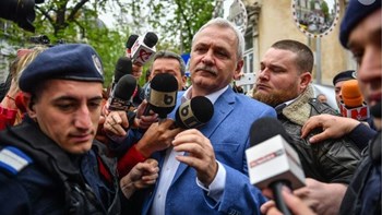 Ήττα των κυβερνώντων Σοσιαλδημοκρατών έδειξαν οι κάλπες στη Ρουμανία