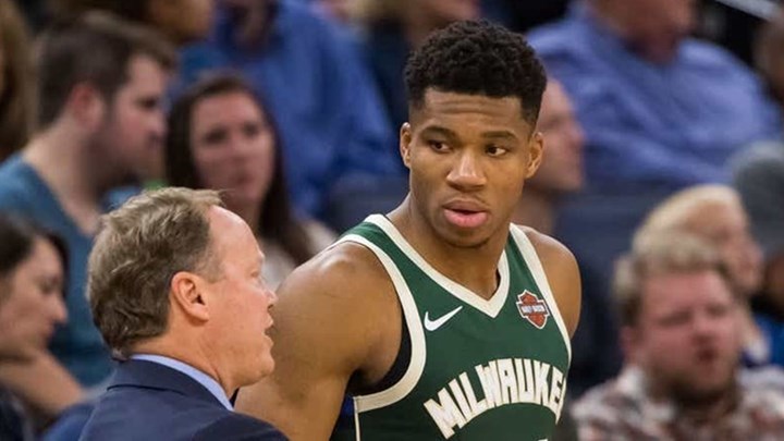 Μπουντενχόλζερ: Tιμή μας να παίξει ο Γιάννης στο Παγκόσμιο με την Εθνική Ελλάδος