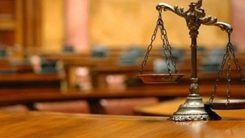 Ένωση Δικαστών και Εισαγγελέων: Η Πολιτεία να καθορίσει αμοιβή και για όσους κληρώνονται στις εφορευτικές επιτροπές