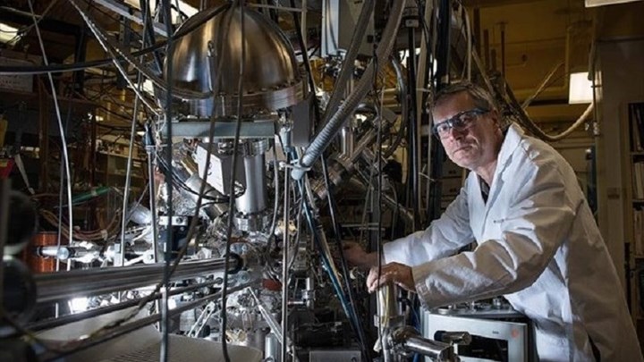 Έλληνας επιστήμονας σχεδίασε φορητή συσκευή που παράγει οξυγόνο από διοξείδιο του άνθρακα