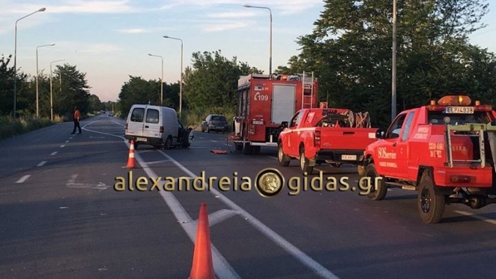 Τροχαίο στο Πλατύ Ημαθίας – Τέσσερις τραυματίες – ΒΙΝΤΕΟ – ΦΩΤΟ
