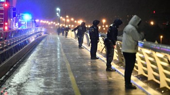 Ανεβαίνει ο απολογισμός των νεκρών από το ναυάγιο ποταμόπλοιου στον Δούναβη